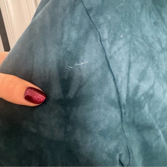 The mountain Blue Graphic Wolf T-Shirt moon //granola hippie M - Picture 7 of 7